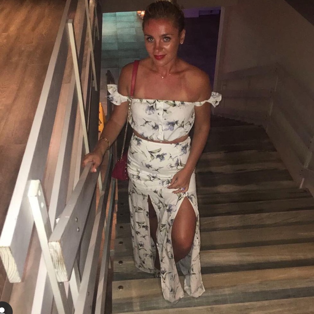 Lost + Wander Havana’s slit skirt